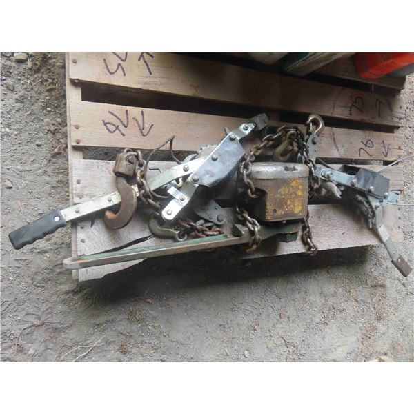Chain Ratchet Hoist + 2 Come Alongs