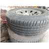 Image 2 : 4 Tires: Michilin P265/70/R17 With 6 Bolt Rims