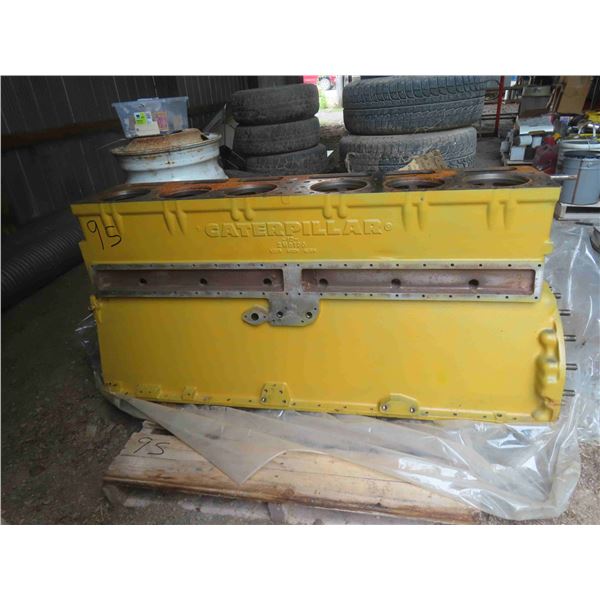 New Caterpillar DC 8 Engine Block