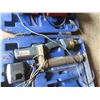 Image 2 : Lincoln Cordless 7.2V Grease Gun, 2 battery 