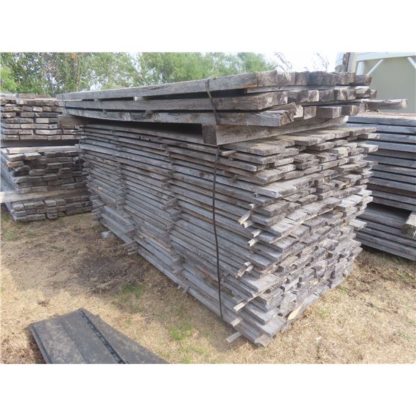 190 Pieces Rough Cut Lumber 1"x 6"x 8ft, 2"x 4"x8ft,  