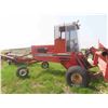 Image 9 : International 4000 Gas Cab With 20ft Header, Hydrostatic