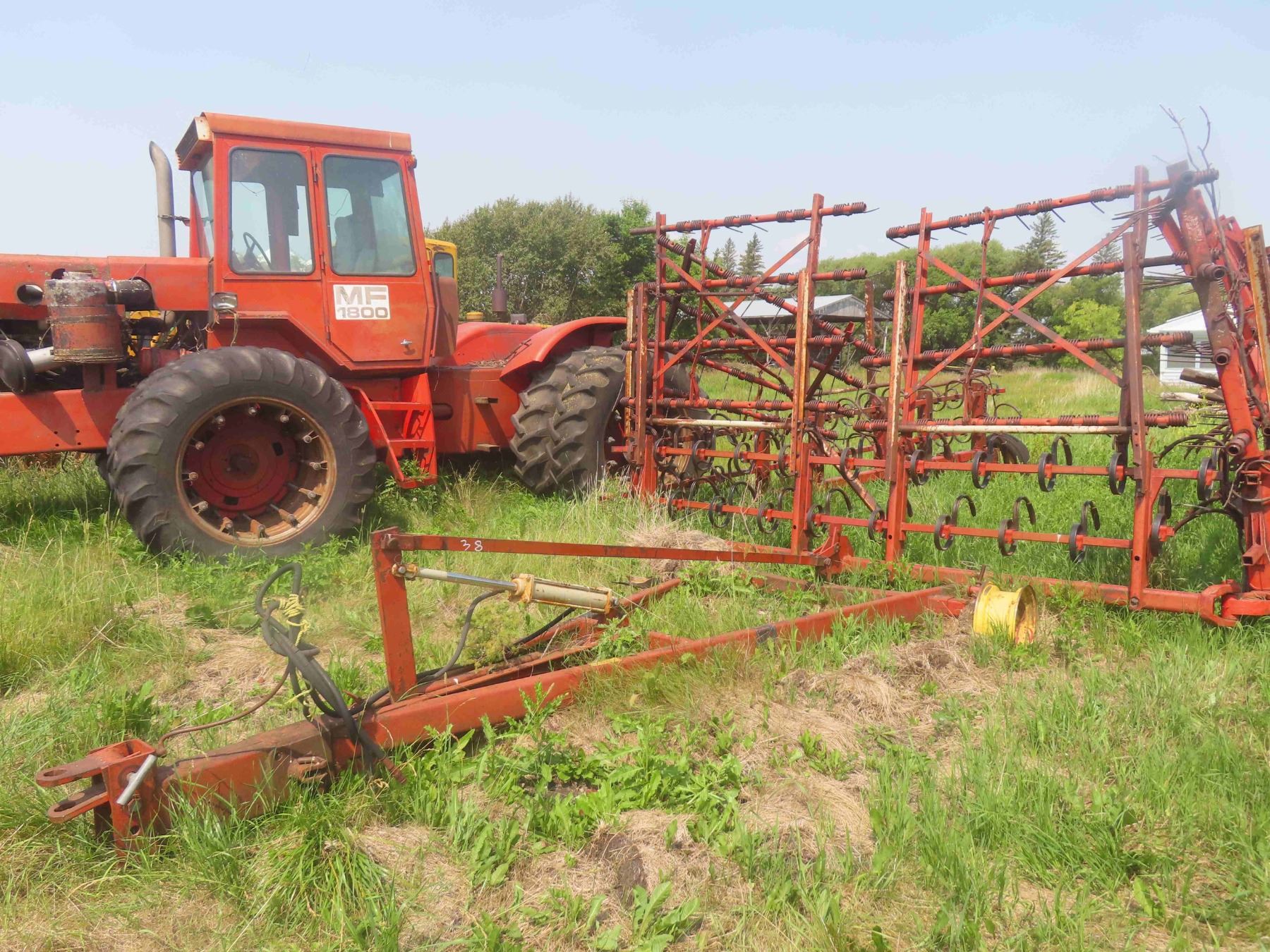 Multi Harrow Cockshutt- Model: 13452 48ft, Missing Tires