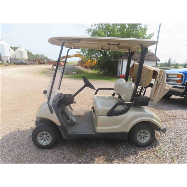 2011 Yamaha Model YDRAXP Gas 4WD Golf Cart with