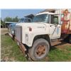 Image 3 : 1975 International Loadster 1850 Diesel 8cyl Tandem 16ft Box , 10 Speed, Drill Fill Hydraulics, Roll