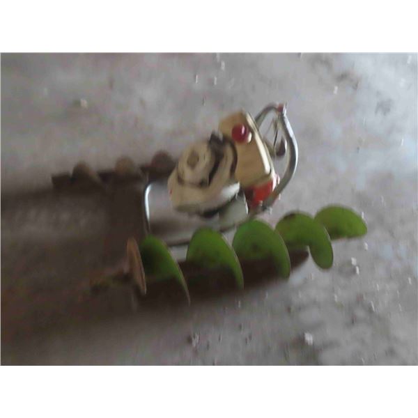 Tecumseh Gas Post Hole Auger 9" + 4" Bits