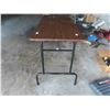 Image 2 : 60"x 24" Folding leg Table