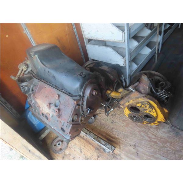 Engine Stand With Engine Block, Caterpillar Transmisson 