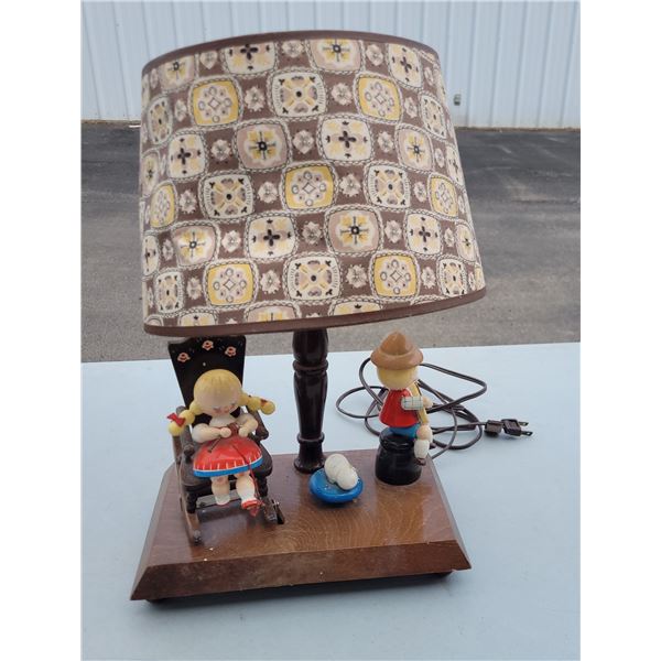 Vintage Dutch Style Childs Lamp