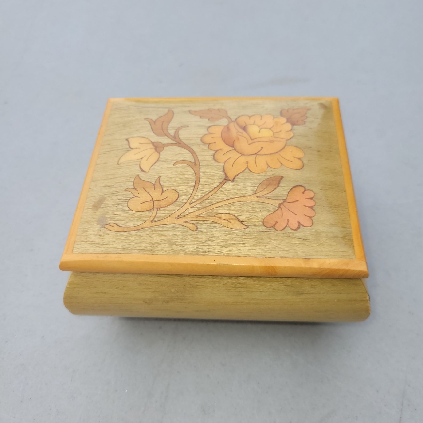 Birks Made in Italy Wooden Inlay Music Box - Works