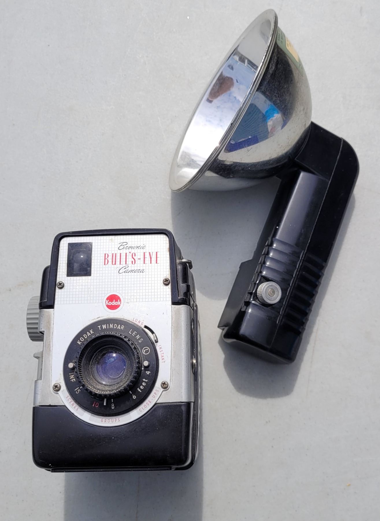 Brownie Bulls-Eye Camera + Kodak Flashguard Reflector