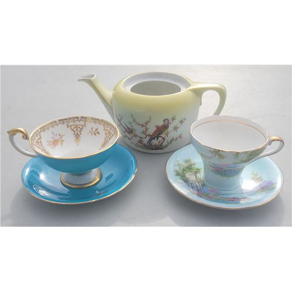 Lot of 2 Aynsley Teacups & Saucers + Rudolstadt German Teapot
