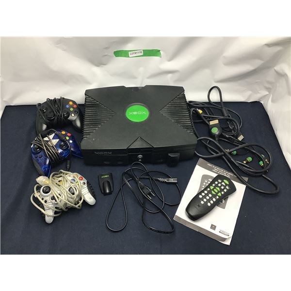 Original Xbox & Xbox carrying bag