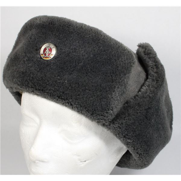 #118  EAST GERMAN MILITARY WINTER COMBAT GROUP HAT