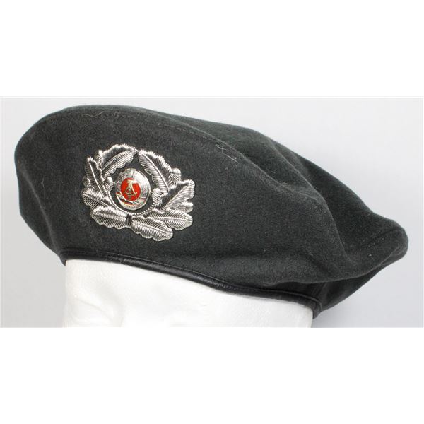 #119 EAST GERMAN FEMALE MEMBERS LAND FORCES BERET