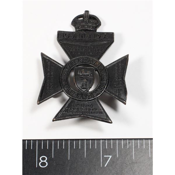 #175 WW2 CANADA REGINA RIFLE REGIMENT CAP BADGE