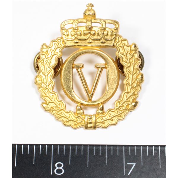 #207 DUTCH MILITARY INSIGNIA CAP BADGE