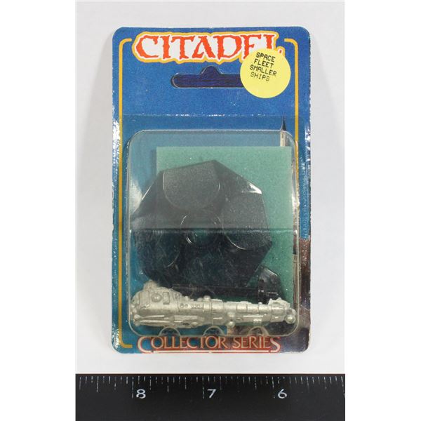 #266 WARHAMMER 40K CITADEL SPACE FLEET SMALLER