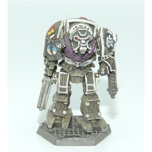 #284 WARHAMMER 40K HAND PAINTED METAL FIGURE