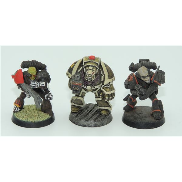 #293 WARHAMMER 40K PAINTED SPACE MARINE LOT OF 3