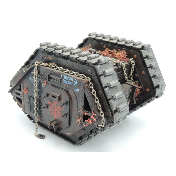 #299 WARHAMMER 40K LAND RAIDER TANK HAND PAINED