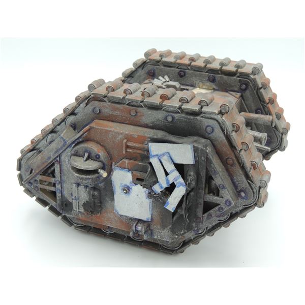 #300 WARHAMMER 40K LAND RAIDER TANK HAND PAINED