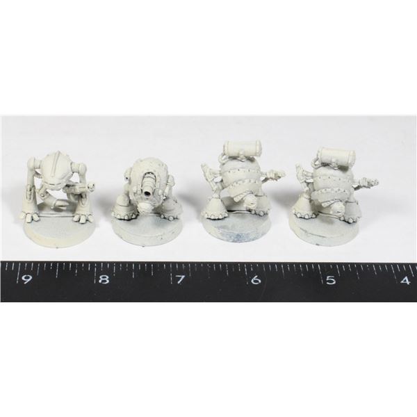 #308  WARHAMMER 40K IMPERIAL KNIGHTS  WARDEN