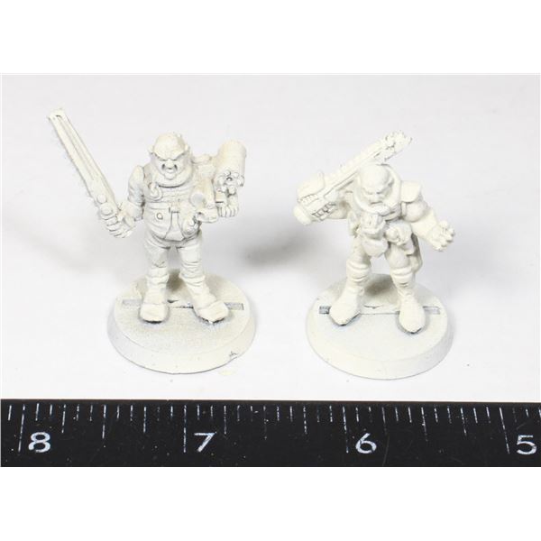 #322 WARHAMMER 40K NECROMUNDA LOT OF 2 METAL