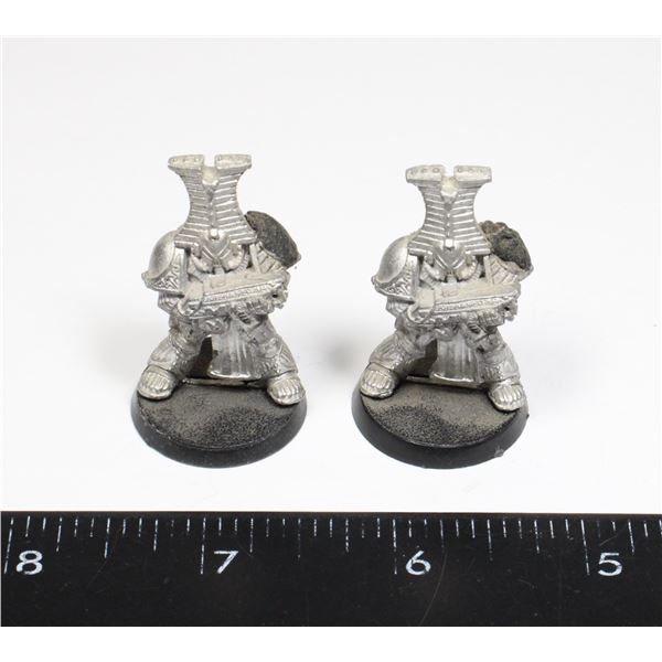 #334 WARHAMMER 40K METAL SPACE MARINES LOT OF 2