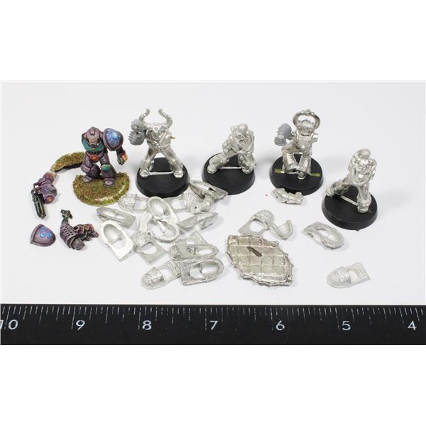 #339 WARHAMMER 40K ARMY FIGURE PARTS LOT