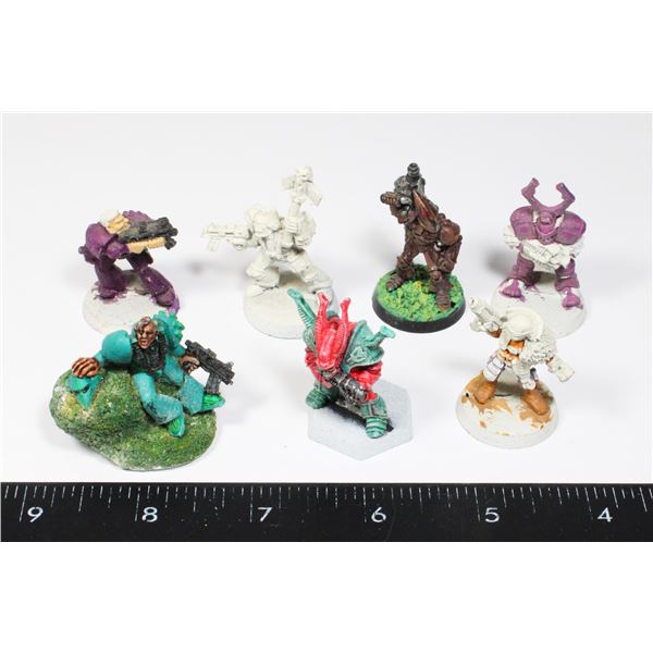 #340 WARHAMMER 40K METAL FIGURES CHAOS WARRIOR