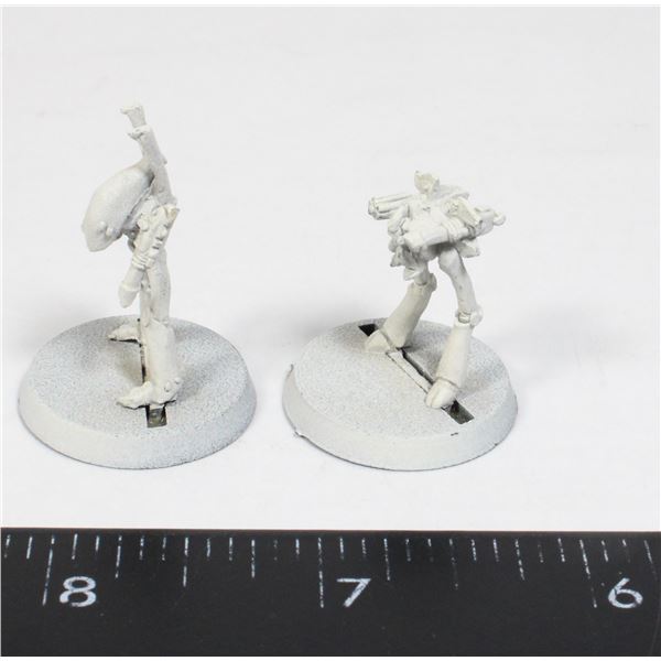 #345 WARHAMMER 40K EPIC ELDAR LOT PLASTIC FIGURES