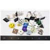 Image 1 : #413 LOT RPG GAME DICE +PLASTIC SKELETON FIGURES