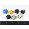 Image 1 : #426  LOT 7 RPG VINTAGE GAME DICE VARIOUS COLORS