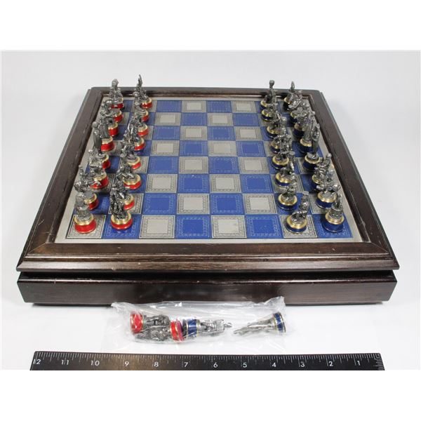 #476 FRANKLIN MINT BATTLE OF WATERLOO CHESS SET