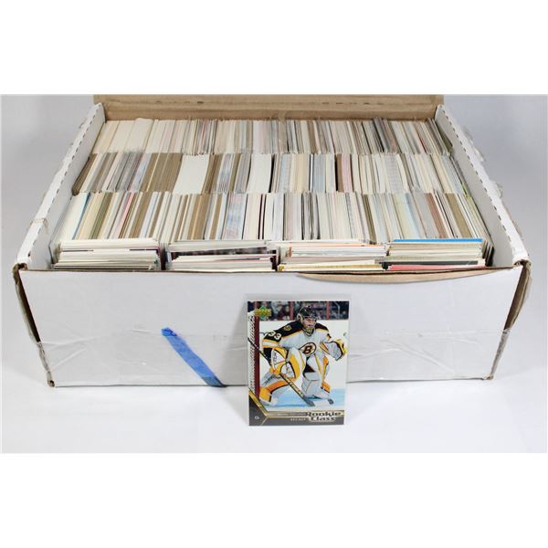 #627 GIANT MIXED SPORTS CARD LOT +BOX NFL NBA MLB