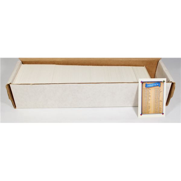 #634  LARGE MLB BASEBALL CARD LOT IN BOX ASSORTED