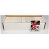 #635 LARGE NHL HOCKEY CARD LOT IN BOX ASSORTED