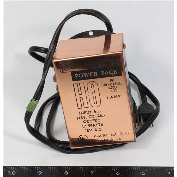 #932 ATLAS POWERPACK HO TOY TRANSFORMER RAILROAD