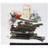 Image 1 : #934  LOT OF ASSORTED SCALE RAILROAD PARTS PIECES