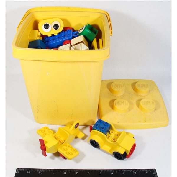 #939 VINTAGE LEGO DUPLO BIN PARTS PIECES 1980S