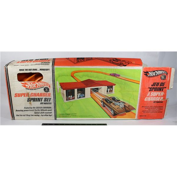 #957 HOT WHEELS SUPER CHARGER SPRINT SET 1968 W/