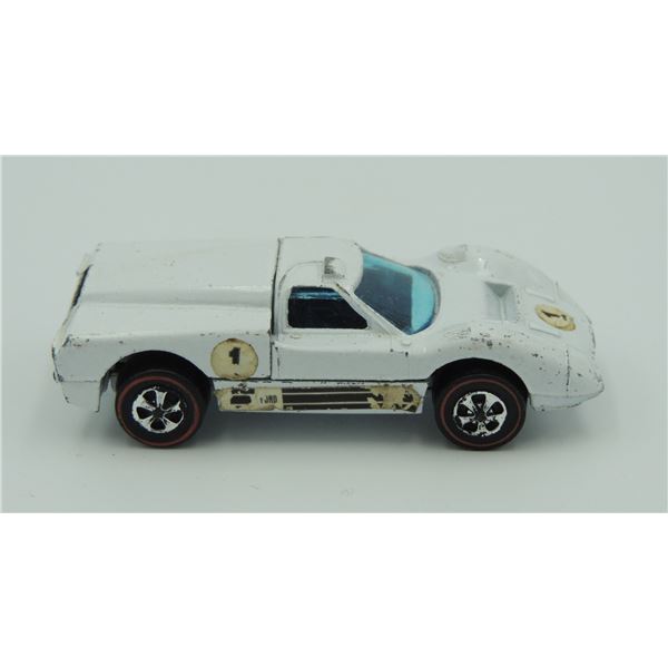 #965 REDLINE HOTWHEELS FORD J-CAR WHITE
