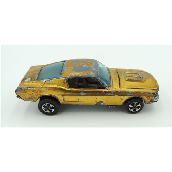 #973 REDLINE HOTWHEELS CUSTOM MUSTANG GOLD WORN