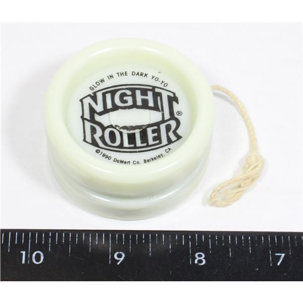 #987 1990 GLOW IN THE DARK NIGHT ROLLER YO-YO