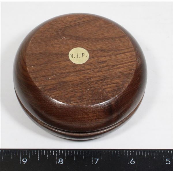 #996 YO-YO V.I.P. WOOD YO-YO YOYO 1970'S TOY