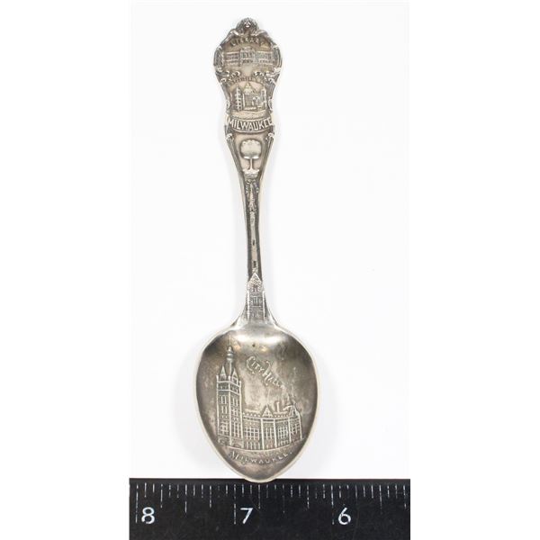 #1056 MILWALKIE EXPOSITION BUILDING  SPOON SILVER