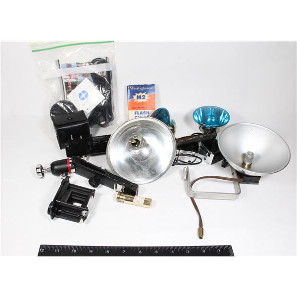 #1074 VINTAGE LOT OF CAMERA EQUIPTMENT FLASHES