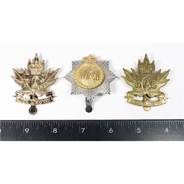 ROYAL CANADIAN REGIMENT CAP BADGE QEII RCR