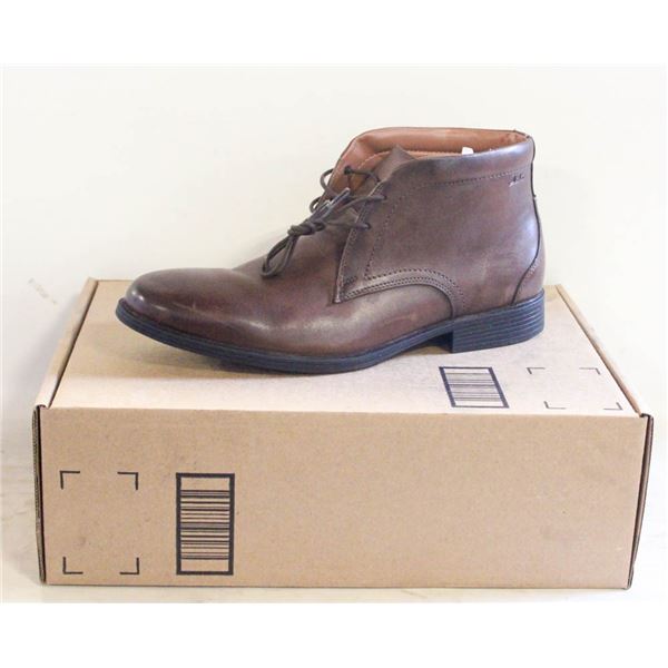 CLARKS SIZE 12 MRNS BROWN BOOTS